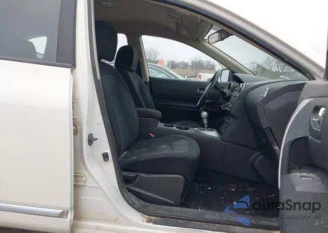 2014 Nissan Rogue Select S z USA, uszkodzony, nr VIN JN8AS5MV0EW710042